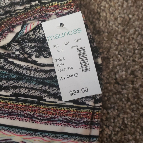 Brand new XL buttery soft Maurices skirt - Picture 3 of 4